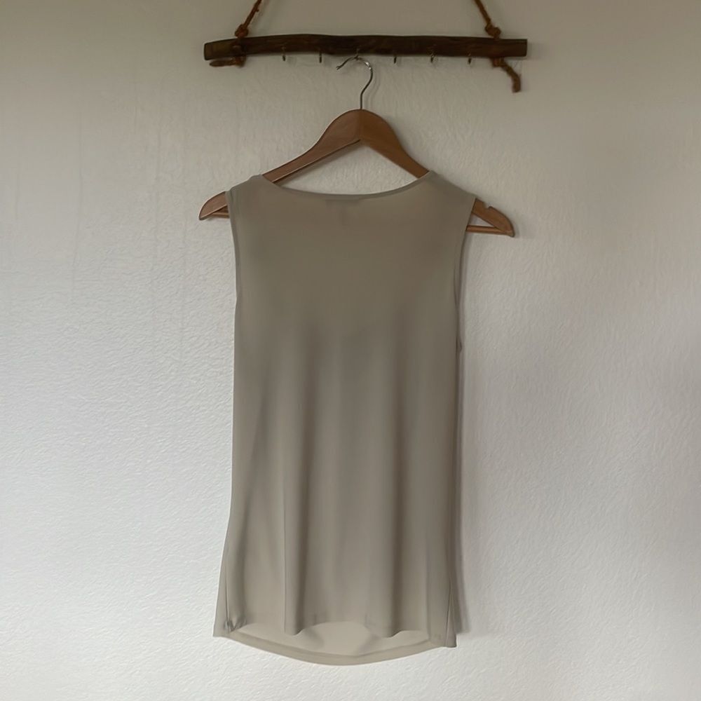 Shell cowl tank top - Picture 3 of 4